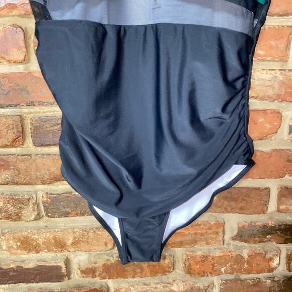 NWT Suuksess Black Green Mesh V-neck One-Piece Swim Bathing Suit Women's Size XL - Picture 6 of 9
